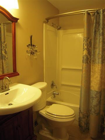 1438 Bower St, Elkhart, IN 46514 photo 8