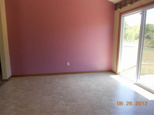 29832 Southport Dr, Elkhart, IN 46514 photo 3