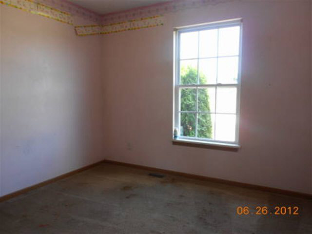 29832 Southport Dr, Elkhart, IN 46514 photo 6