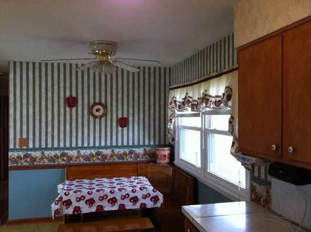24307 Pleasant View Dr, Elkhart, IN 46517 photo 2