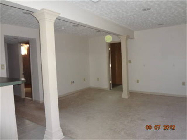 3462 Sandwood Dr, South Bend, IN 46628 photo 9