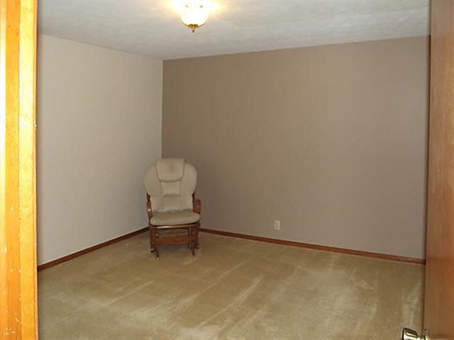 406 Crystal Valley Dr #13, Middlebury, IN 46540 photo 9