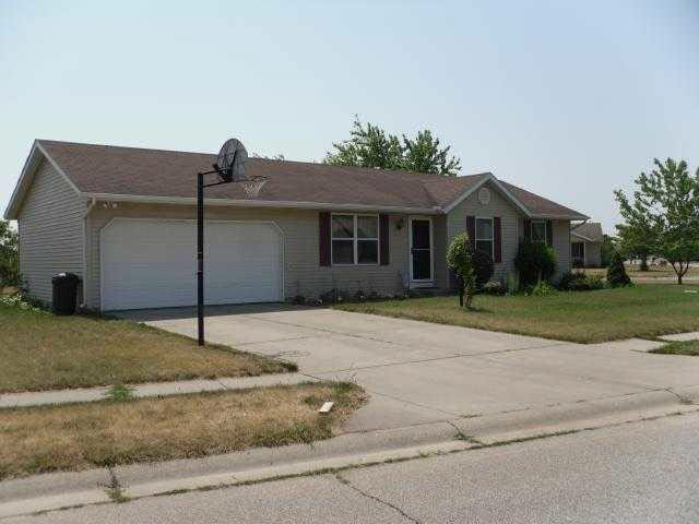2620 Lismore Dr, Goshen, IN 46526 photo 1