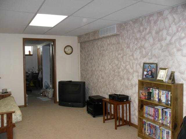 2620 Lismore Dr, Goshen, IN 46526 photo 11
