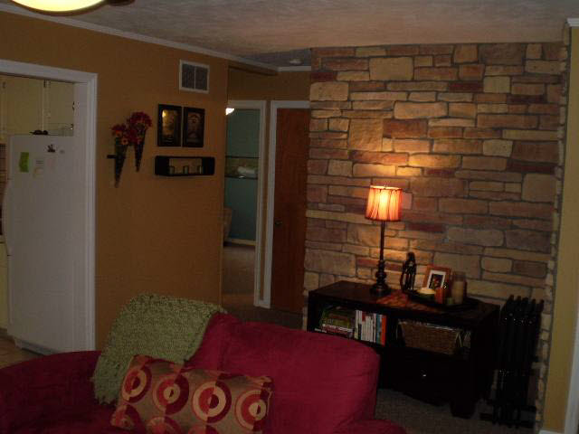 354 E John St, Nappanee, IN 46550 photo 4