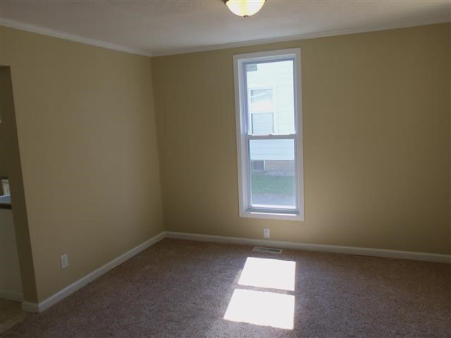 801 E Walnut, Nappanee, IN 46550 photo 14