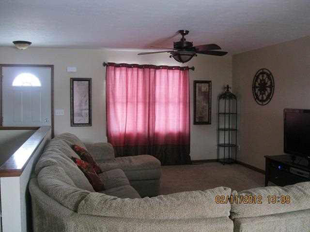 1118 Michigan Ave, Goshen, IN 46528 photo 3