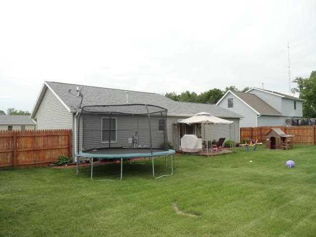 1118 Michigan Ave, Goshen, IN 46528 photo 10
