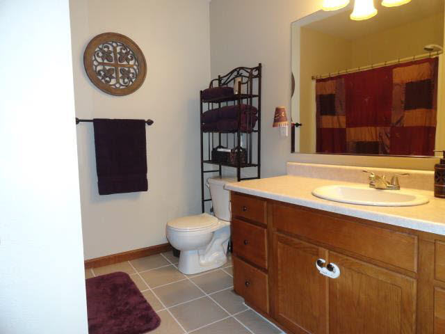 1118 Michigan Ave, Goshen, IN 46528 photo 6