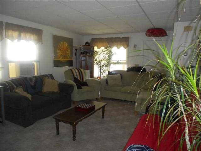 210 E Waterford, Wakarusa, IN 46573 photo 4