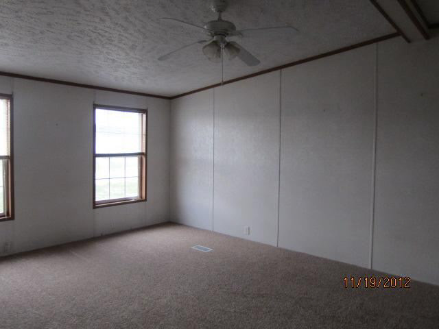 58628 E Sundial Ct, Goshen, IN 46528 photo 4