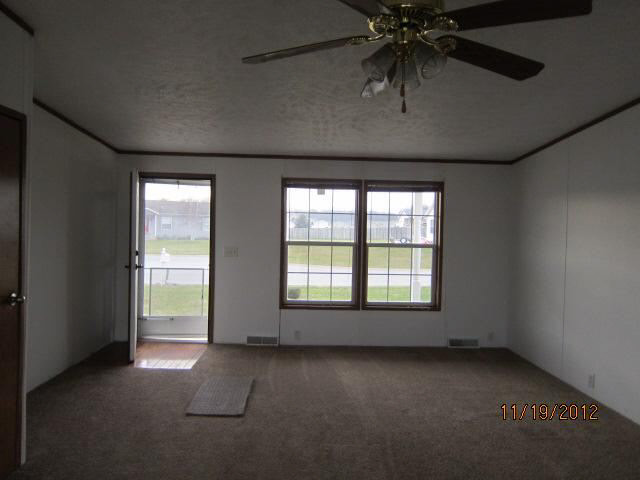 58628 E Sundial Ct, Goshen, IN 46528 photo 3