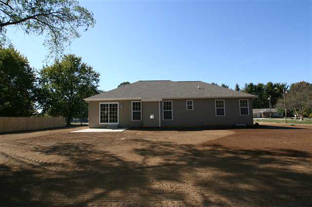 51472 Currant Rd, Granger, IN 46530 photo 2