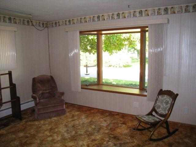 403 E Spg, Middlebury, IN 46540 photo 9