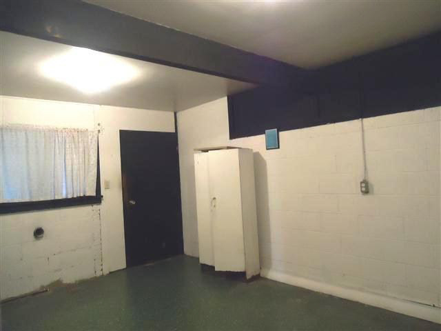 2031 Anna Dr, Elkhart, IN 46514 photo 14