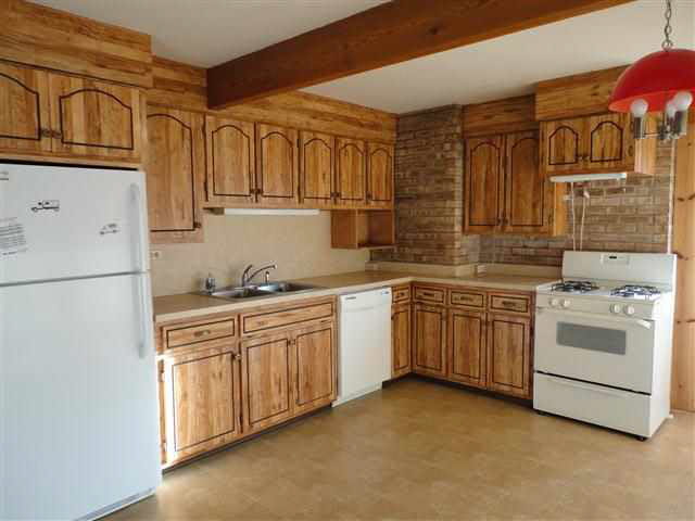 2031 Anna Dr, Elkhart, IN 46514 photo 2