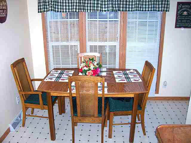 54276 Kerry Haven Dr, Elkhart, IN 46514 photo 3