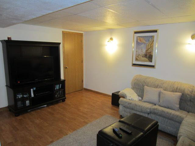 30951 Oakbrook Dr, Granger, IN 46530 photo 14