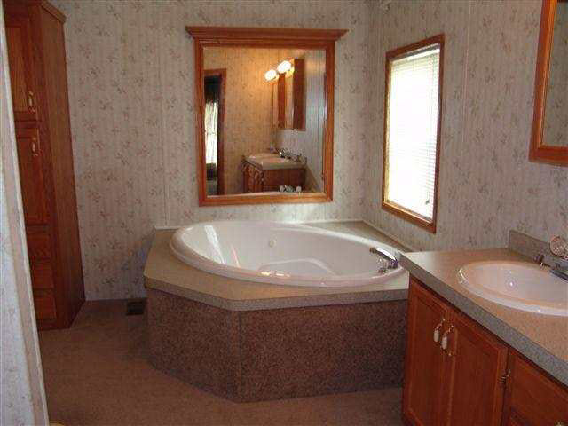 1303 Perch Dr, Bristol, IN 46507 photo 6
