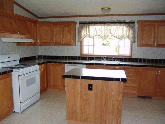 1303 Perch Dr, Bristol, IN 46507 photo 2