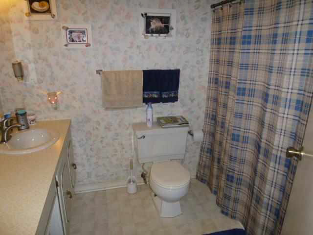 24557 Melrose Pl, Elkhart, IN 46517 photo 5