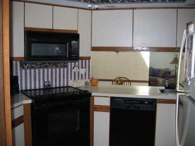 10 Boulder Ct, Nappanee, IN 46550 photo 4