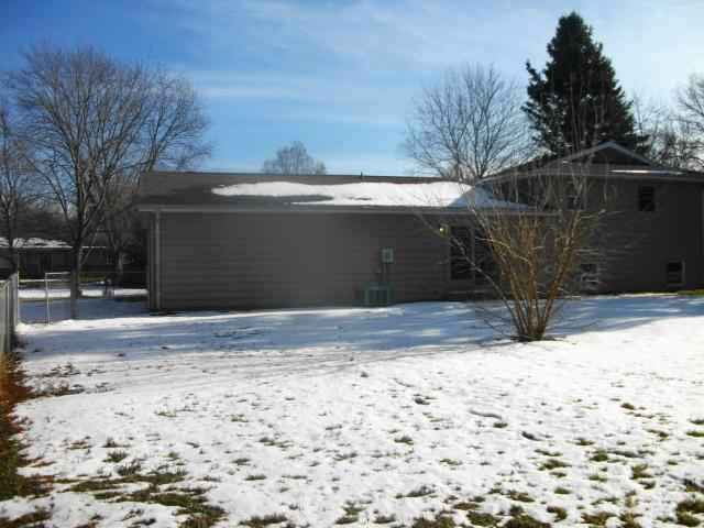 59713 Ridgewood Dr, Goshen, IN 46528 photo 9
