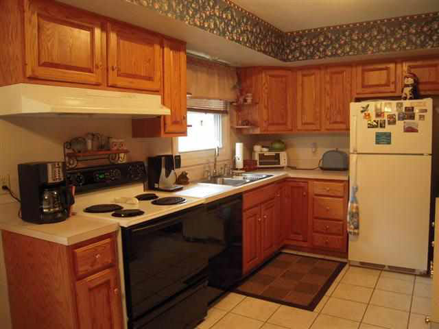56765 Pinecrest Dr, Elkhart, IN 46516 photo 4