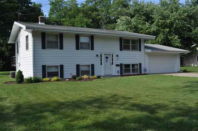 1750 Grant St, Elkhart, IN 46514 photo 1