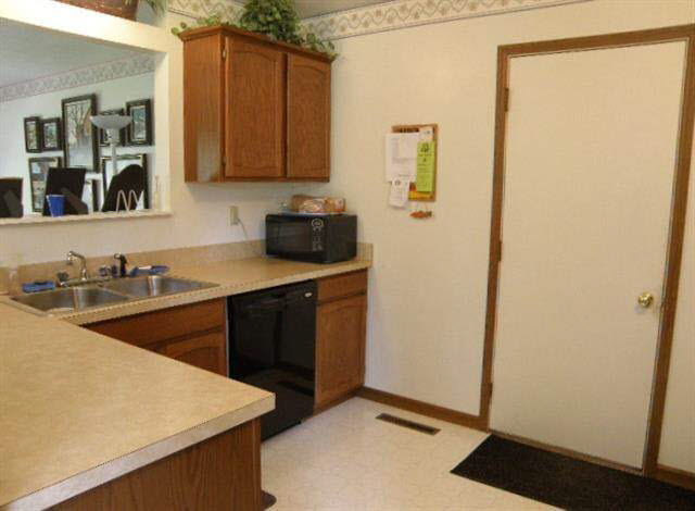 53580 Stanford Dr, Bristol, IN 46507 photo 8
