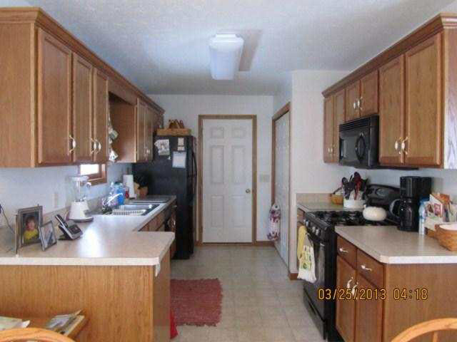 1309 Clover Creek Ln, Goshen, IN 46526 photo 6