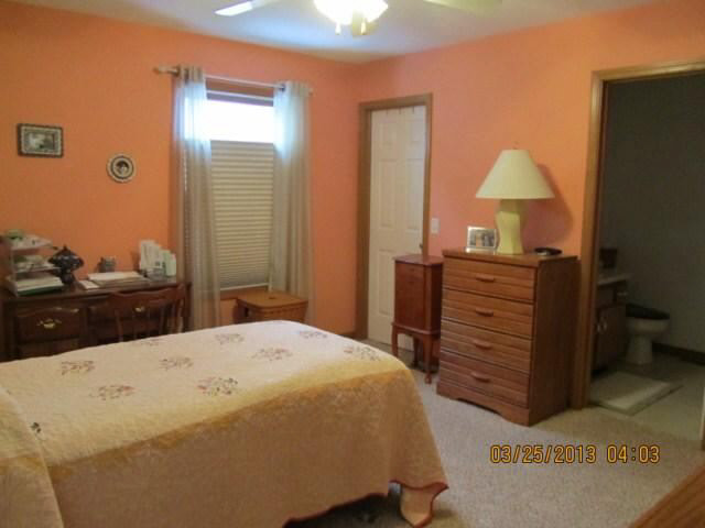 1309 Clover Creek Ln, Goshen, IN 46526 photo 7