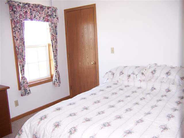 65821 Woodbury Dr, Goshen, IN 46526 photo 11