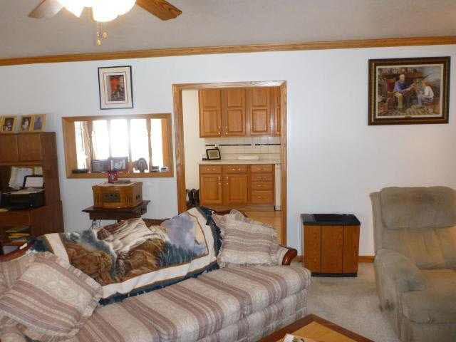 405 Twin Oaks Dr, Middlebury, IN 46540 photo 4