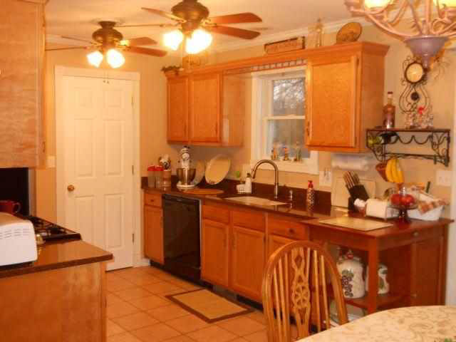 118 Fairway Ave, Bristol, IN 46507 photo 2