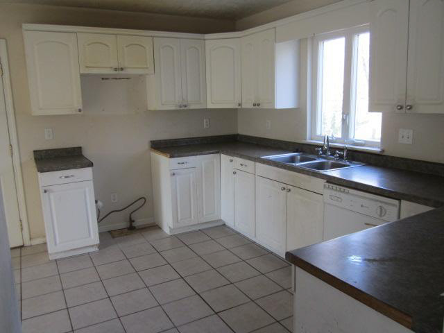 10405 Lindwood Ct, Osceola, IN 46561 photo 4