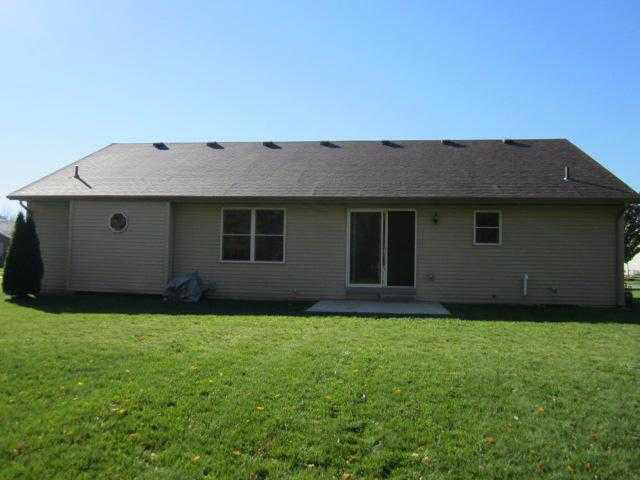 2411 Tulip Blvd, Goshen, IN 46526 photo 2