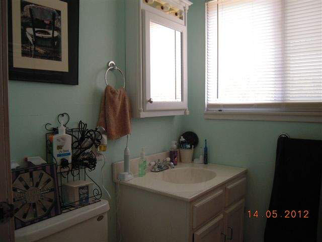 1310 Northwood Dr, Nappanee, IN 46550 photo 9