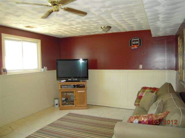 1310 Northwood Dr, Nappanee, IN 46550 photo 16