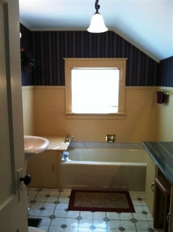 467 E Marion St, Nappanee, IN 46550 photo 20