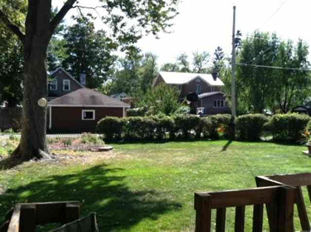 467 E Marion St, Nappanee, IN 46550 photo 5