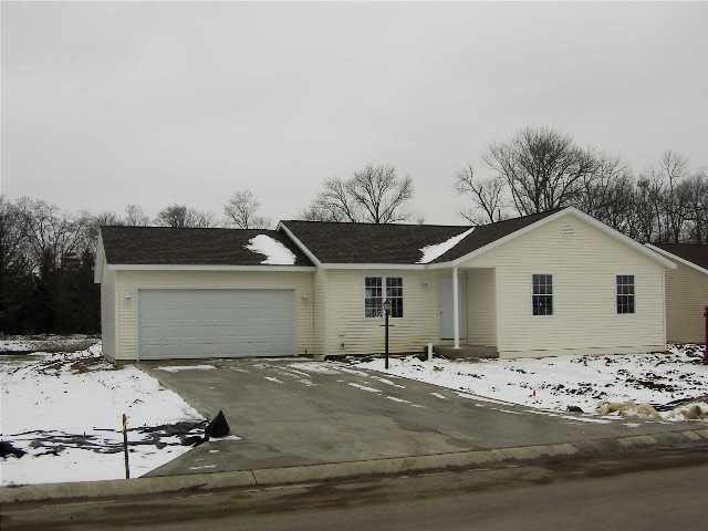825 Eagle, Goshen, IN 46526 photo 1