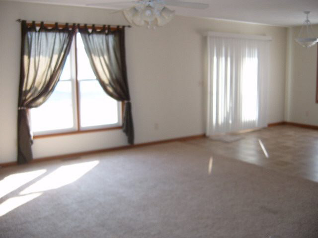 1014 Lucerne Dr, Goshen, IN 46526 photo 3