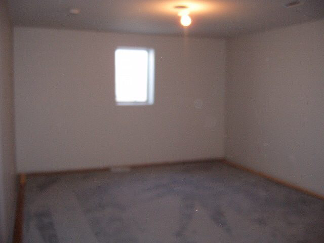 1014 Lucerne Dr, Goshen, IN 46526 photo 9