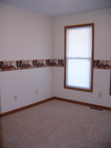 1014 Lucerne Dr, Goshen, IN 46526 photo 6