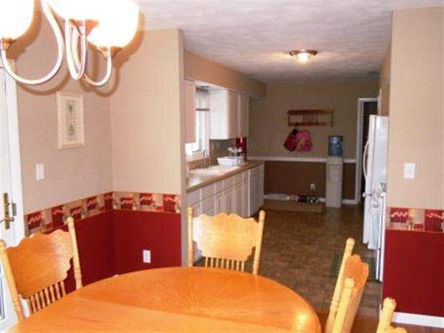 908 Player Dr, Goshen, IN 46528 photo 8