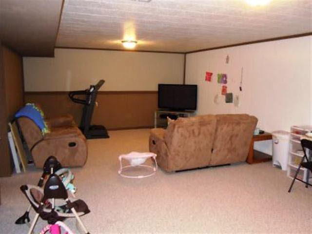 908 Player Dr, Goshen, IN 46528 photo 18