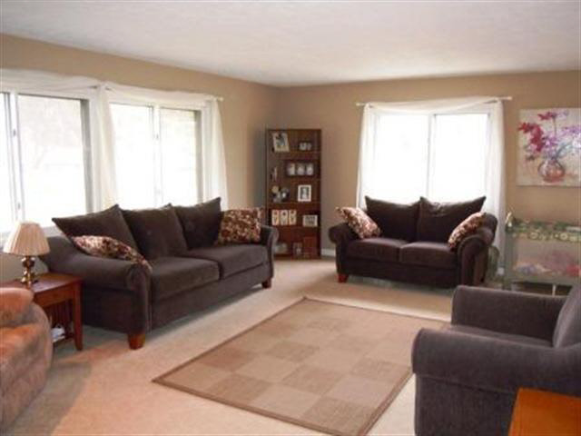 908 Player Dr, Goshen, IN 46528 photo 3