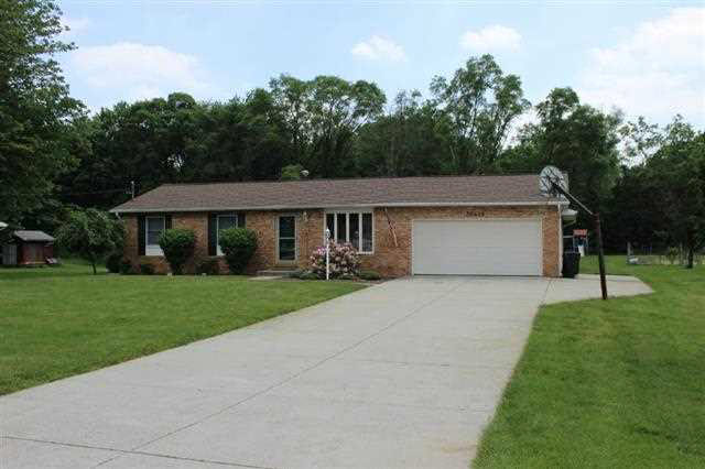 30418 Britt Ave, Elkhart, IN 46514 photo 1