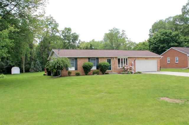 30418 Britt Ave, Elkhart, IN 46514 photo 2